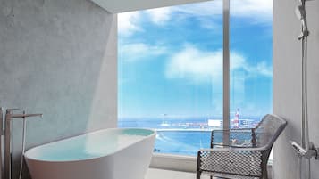 Junior Suite (Top Floor / Sauna / View Bath / Washing Machine) | Free WiFi