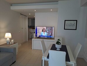 Comfort Apartment, Patio | Living area - Casa Rosa di Sicilia Marzamemi (Marzamemi)