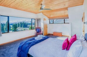 3 bedrooms, free WiFi, bed sheets