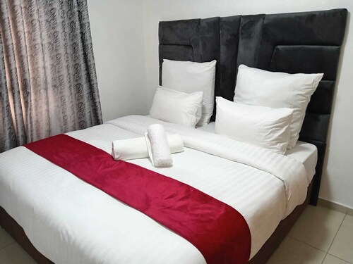 Cozy 1-bedroom apartment in beautiful Johannesburg South with WiFi, AC