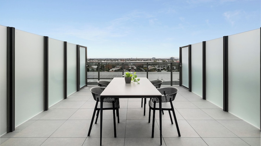 Hobson Apartments by Urban Rest