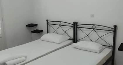 NAOUSSA HOME PAROS ALL INN
