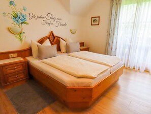 2 bedrooms