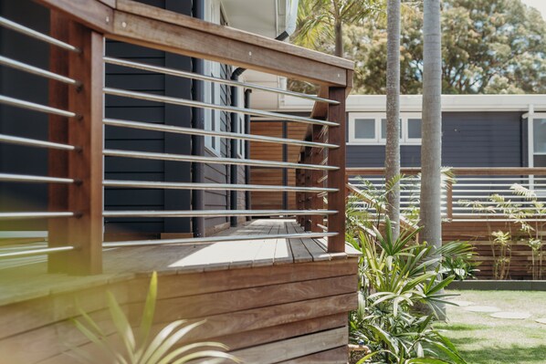 Exterior - Nelson Palms Motel (Nelson Bay)