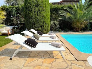 Piscine extérieure, piscine chauffée