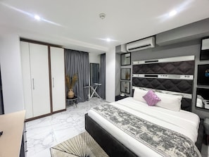 Individually furnished, soundproofing, iron/ironing board, free WiFi - Orbit Apartments (Lagos)