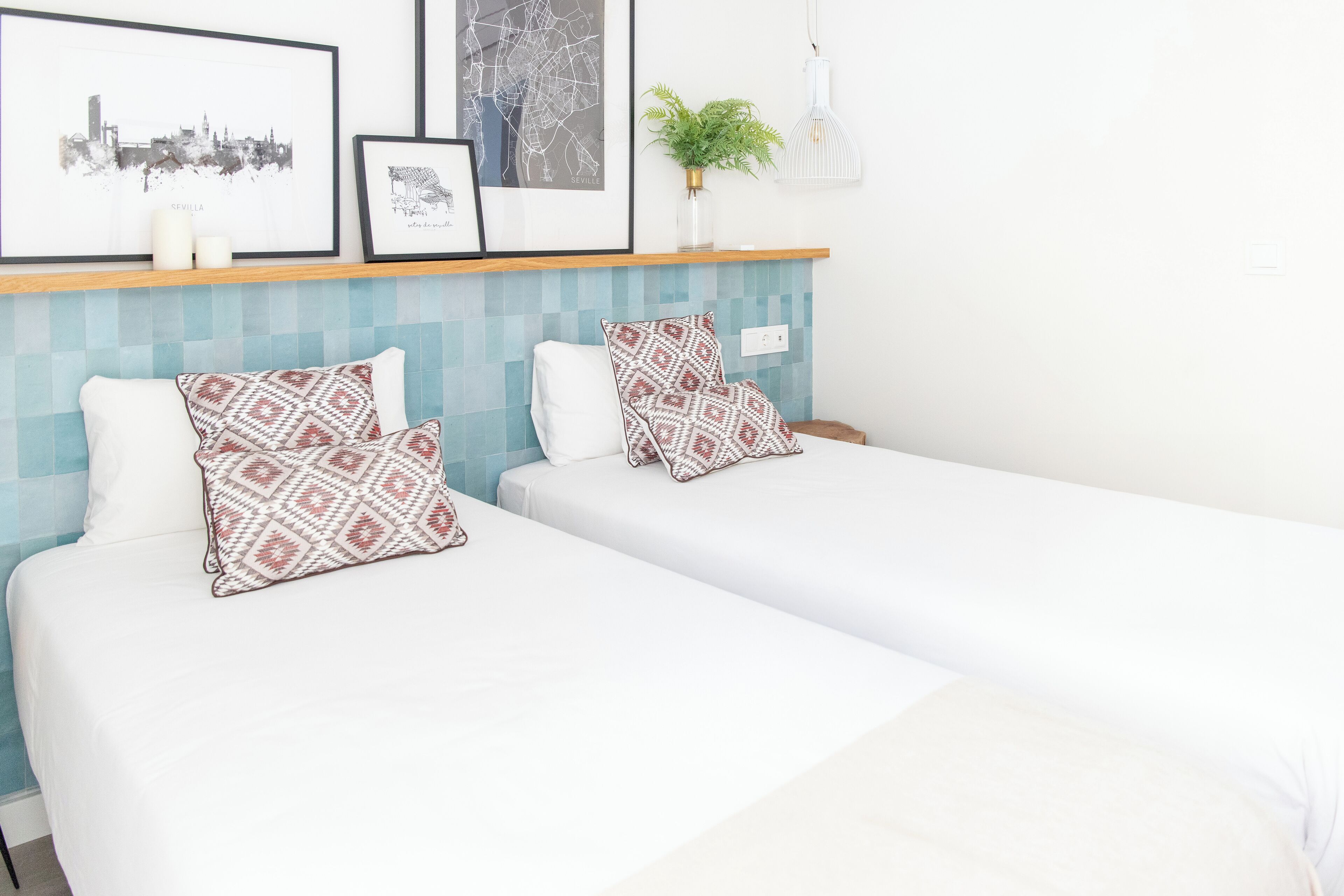 Apartment | Iron/ironing board, free cribs/infant beds, free WiFi, bed sheets