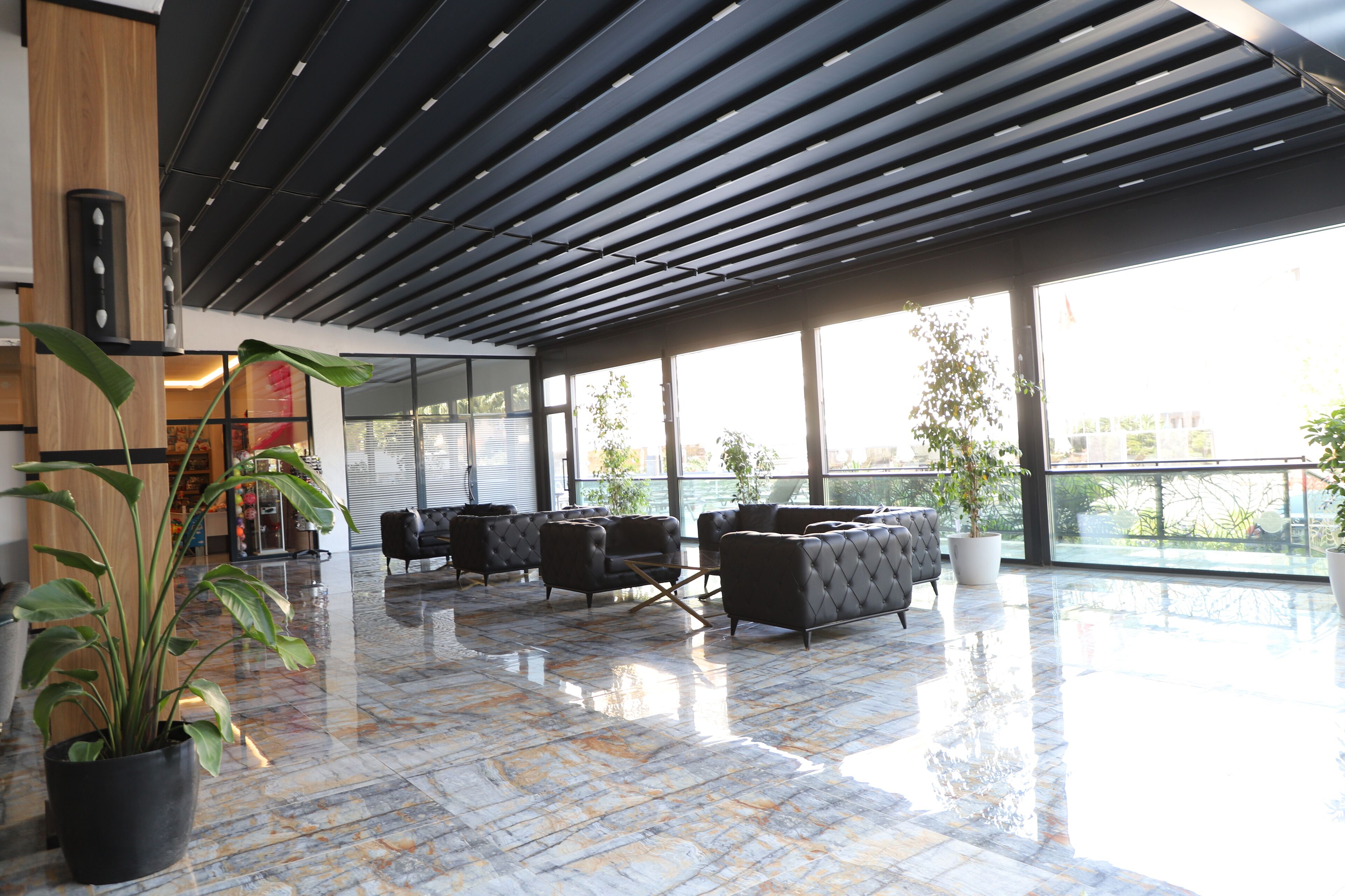 ロビー応接スペース