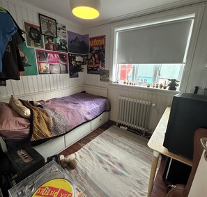 3 chambres, lit parapluie, Wi-Fi, draps fournis