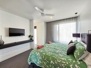 3 habitaciones y ropa de cama 