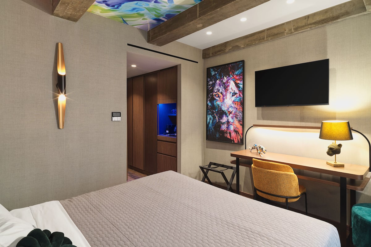 1 bedroom, desk, free WiFi