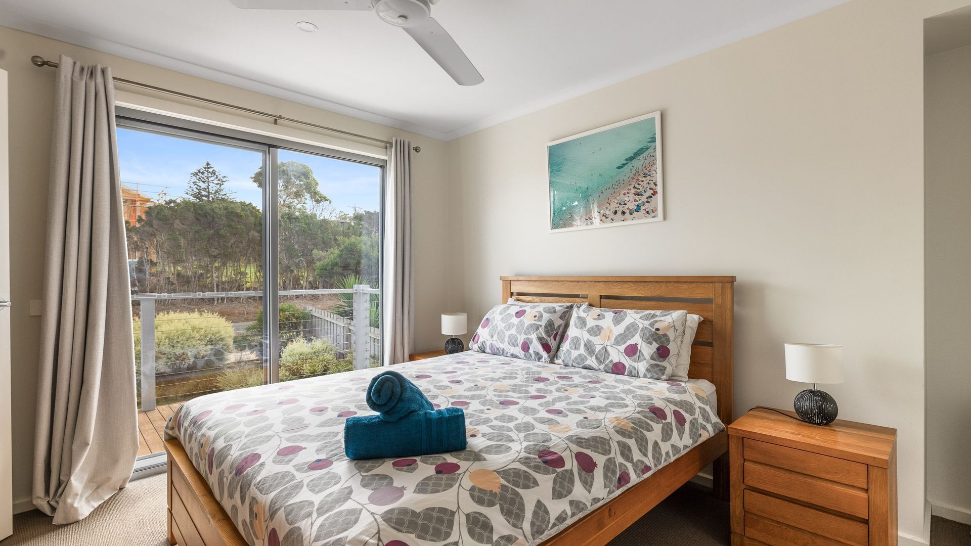 5 bedrooms, iron/ironing board, travel cot, Internet
