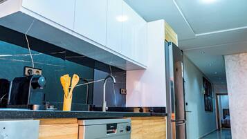 Apartment, 2 Bedrooms, Smoking | Interior