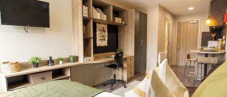 Studio, Non Smoking | Free WiFi