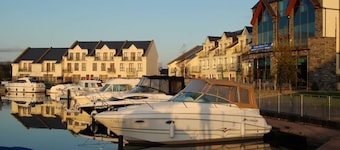 Leitrim Marina Hotel