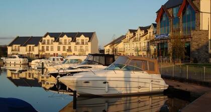 Leitrim Marina Hotel