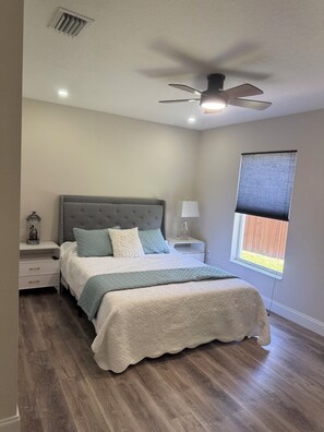 4 chambres, coffre-fort, fer et planche à repasser, Wi-Fi