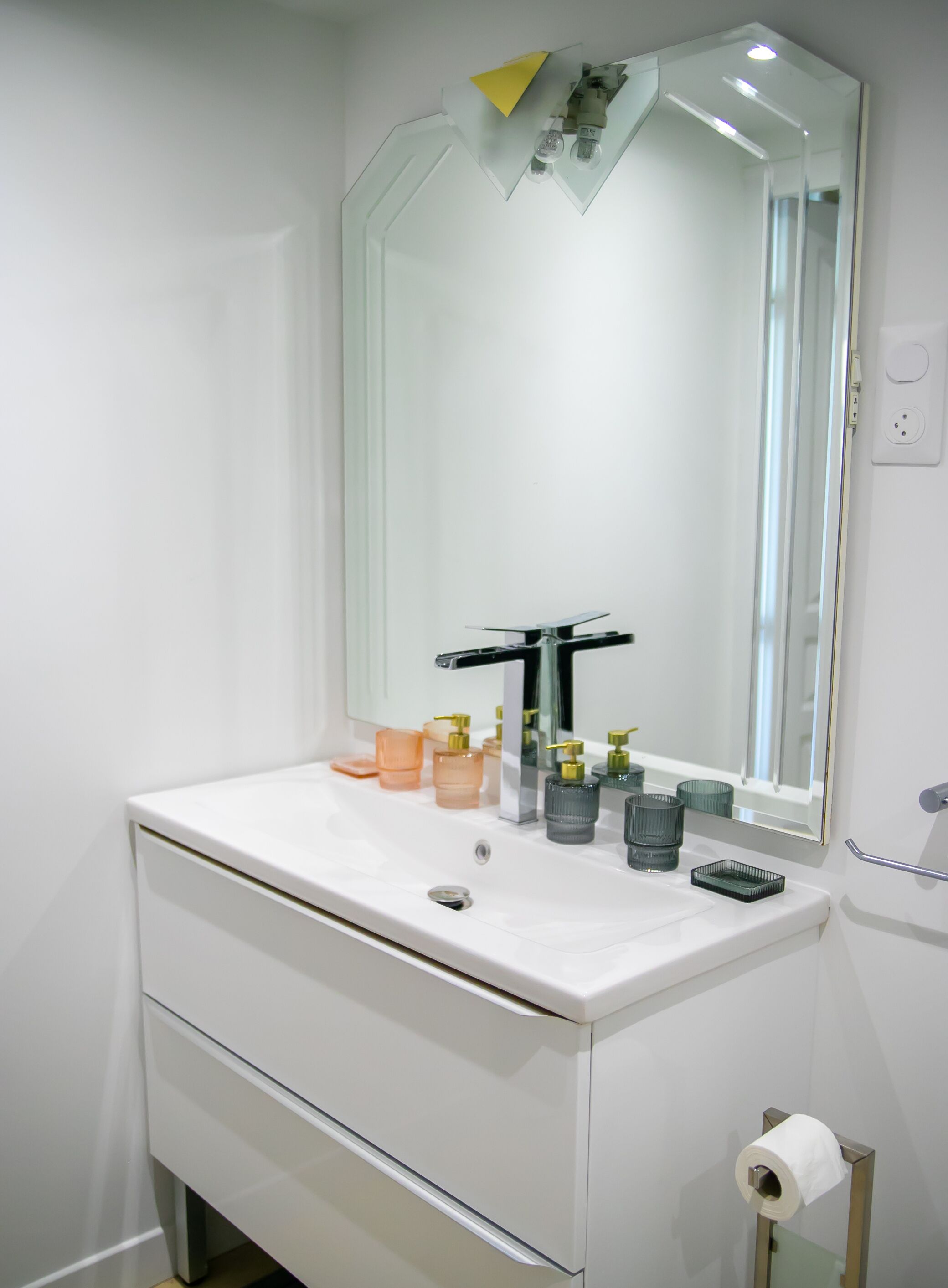 Hair dryer, towels, soap, toilet paper