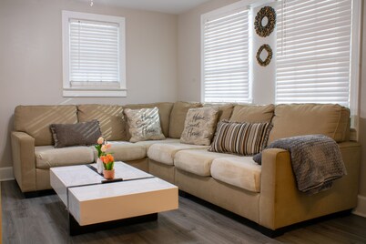 Charming 3-bedroom, 2 bathroom house with WiFi, AC in wonderful Goldsboro.