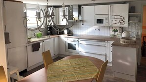 Apartament, 2 dormitoris, accessible, terrassa | Interior