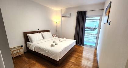 Grec Maison Piraeus by GrecCollection