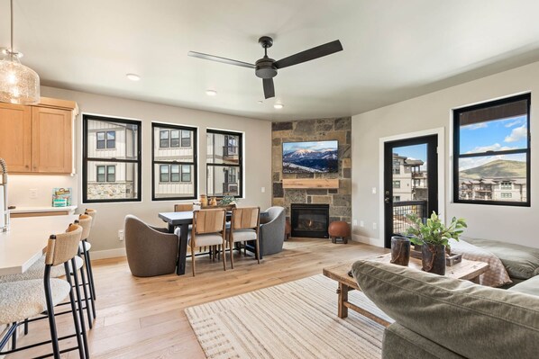 Smart TV, fireplace, video games
