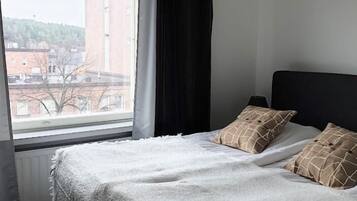 Comfort Apartment, 2 Bedrooms, City View | Iron/ironing board, free WiFi