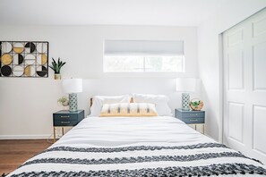 6 makuuhuonetta, silitysrauta/-lauta, vauvan matkasänky, ilmainen Wi-Fi