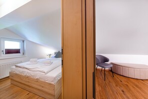 2 quartos, Wi-Fi de cortesia, roupa de cama