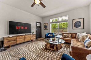 Fernseher, Videospiele, Arbeitsbereiche