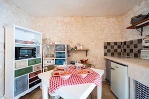 Fridge, oven, stovetop, high chair