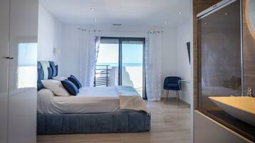 5 slaapkamers, een strijkplank/strijkijzer, wifi, beddengoed