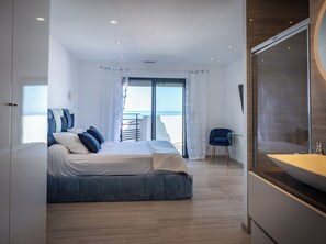 5 Schlafzimmer, Bügeleisen/Bügelbrett, WLAN, Bettwäsche