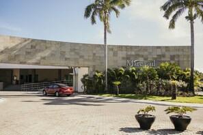 Apartment, 2 Bedrooms | Exterior - New Casa Paradise Ocean View 2 Bedroom Apts (Playa del Carmen)