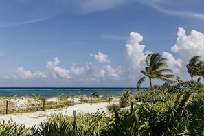 Appartement, 2 chambres | Plage