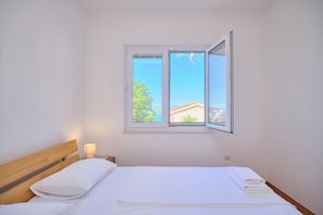 Apartment, Sea View