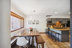 Exterior - Pet-friendly 3 Bedroom Townhome in Frisco - Short Drive to Breck! (Frisco)