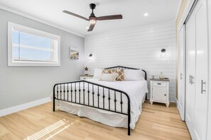1 bedroom, iron/ironing board, free WiFi, bed sheets