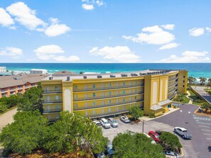 Exterior - Resort pool view! Beach steps away! Spacious 1/2! (Miramar Beach)