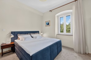 3 bedrooms, iron/ironing board, travel cot, free WiFi - Charming 3-bedroom villa with private pool in gorgeous Dubravka (Dubravka)