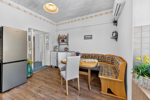 Charming 3-bedroom villa with private pool in gorgeous Dubravka