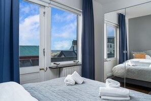 Desk, iron/ironing board, free WiFi, bed sheets