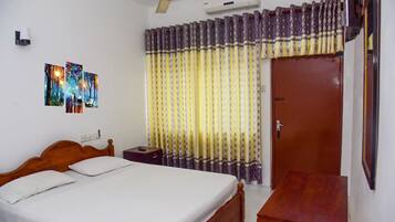 Comfort Triple Room, Balcony, Mountain View