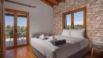 Apartemen, pemandangan laut | Setrika/meja setrika dan Wi-Fi gratis