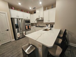 Microwave, oven, stovetop, dishwasher - Brand New Spacious House in Kissimmee FL. 11 miles from Disney Parks (Kissimmee)