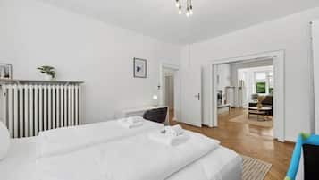 3 Schlafzimmer, Schreibtisch, kostenloses WLAN, Bettwäsche