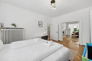 3 soveværelser, skrivebord, gratis Wi-Fi, sengetøj