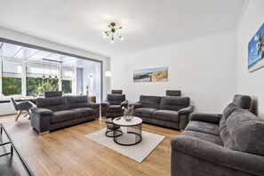 Fernseher, Arbeitsbereiche