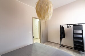 2 bedrooms, iron/ironing board