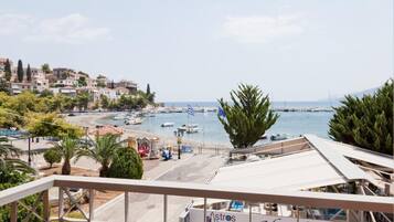 Superior Suite, Balcony, Sea View | Terrace/patio